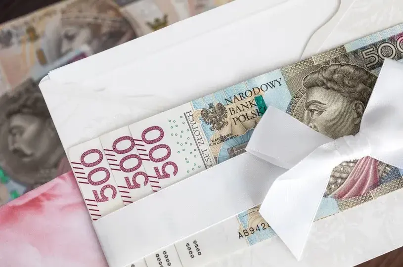 Ile na wesele z noclegiem? Odpowiednia kwota, by nie przepłacić